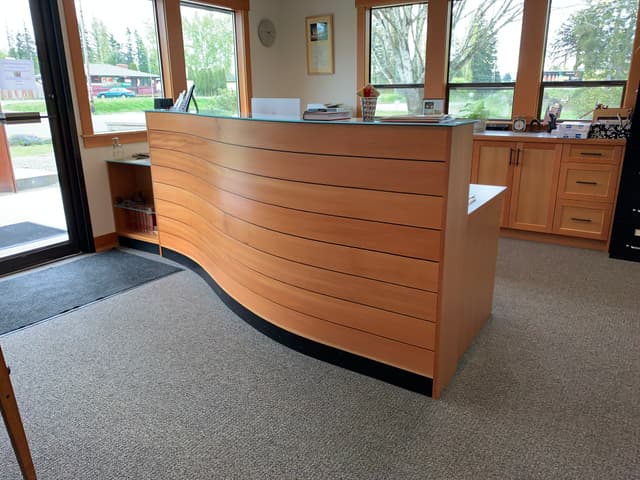 Reception counter